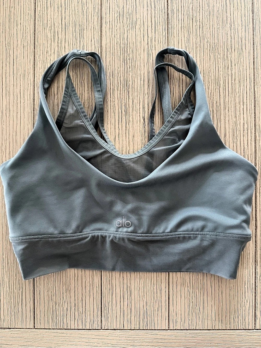 alo Women's Sports Bra in Green Size Small